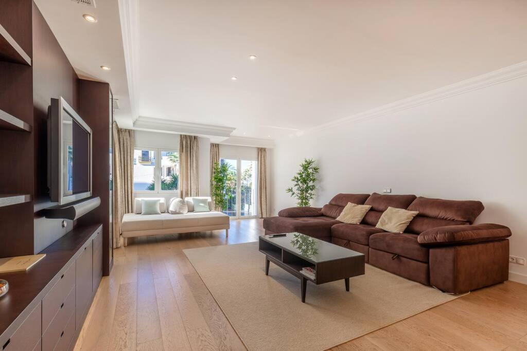Bright Elegant 3Bdr Apartment In Puerto Banus Μαρμπέλλα Εξωτερικό φωτογραφία