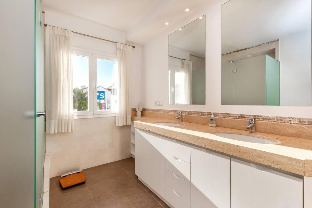 Bright Elegant 3Bdr Apartment In Puerto Banus Μαρμπέλλα Εξωτερικό φωτογραφία
